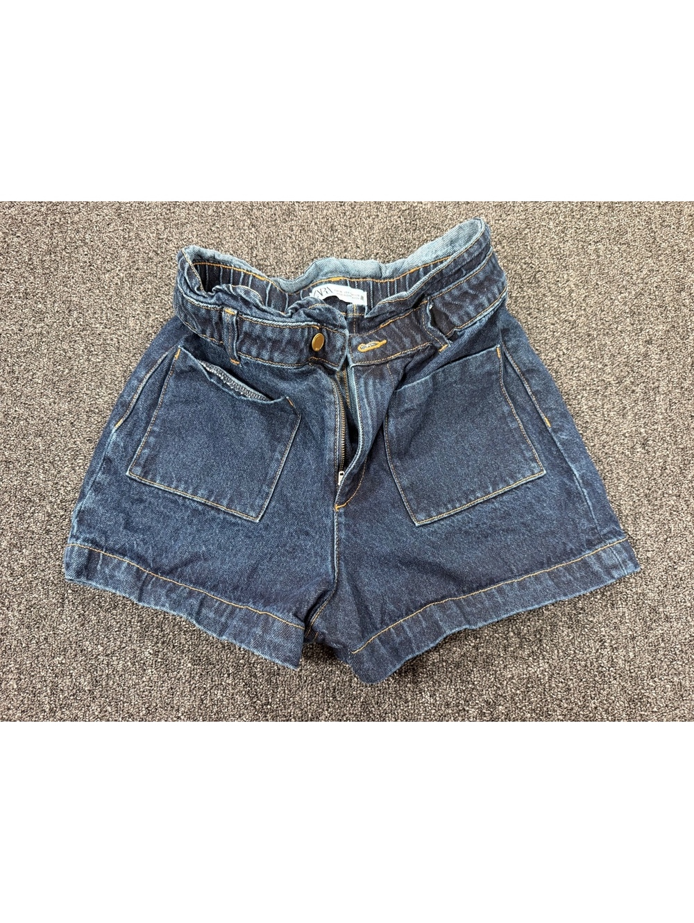 Zara High-Waisted Denim ruffle Shorts Sz 4